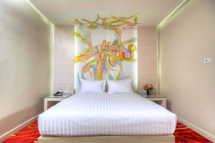 One One Bangkok Hotel