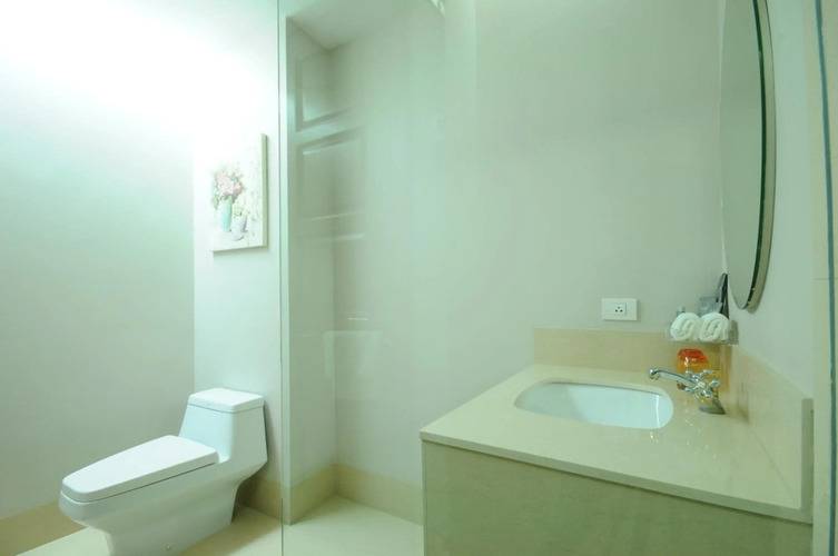 One One Bangkok Hotel