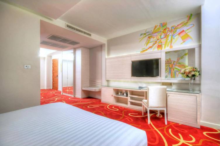 One One Bangkok Hotel