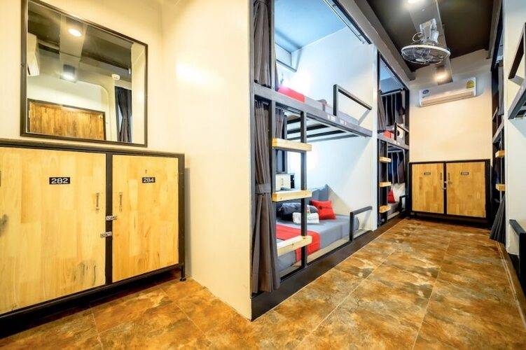 Episode 11 Hostel