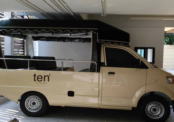 Ten Ekamai Suites Serviced Apartment