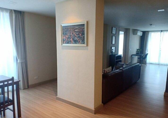 Ten Ekamai Suites Serviced Apartment