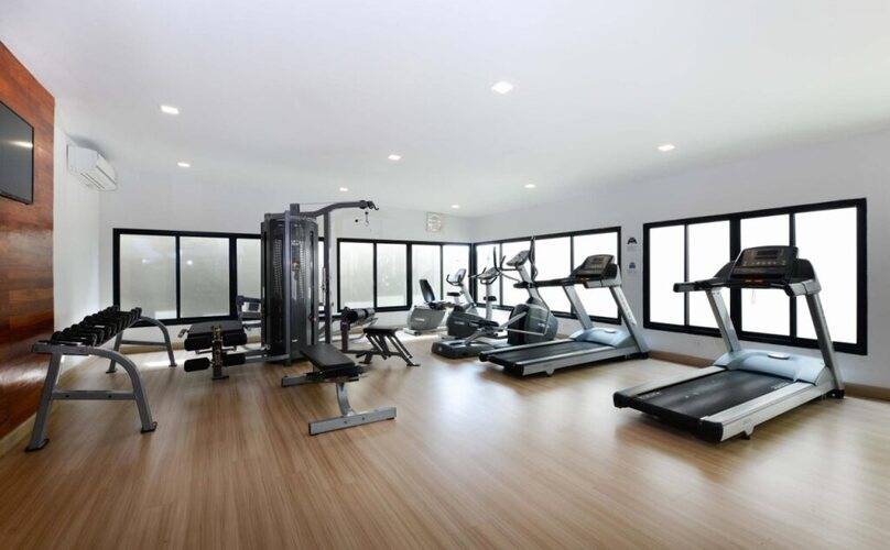 Ten Ekamai Suites Serviced Apartment