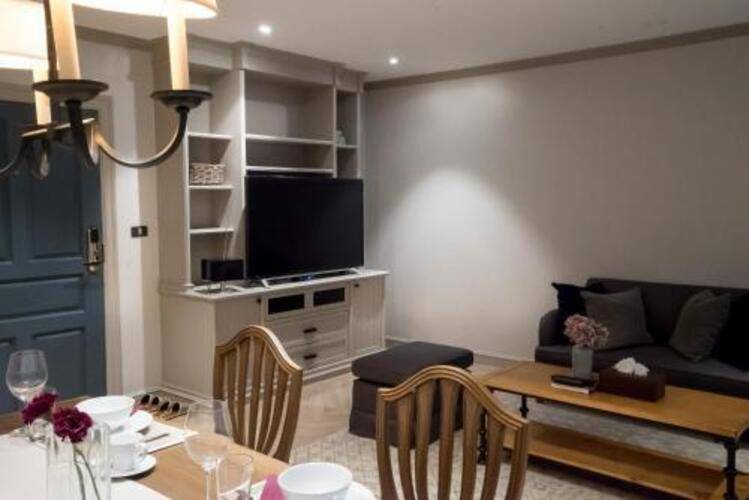 Thea, Executive Suite Serviced Apartment In Ekamai