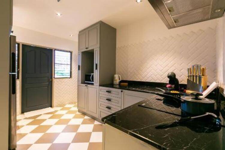 Thea, Executive Suite Serviced Apartment In Ekamai