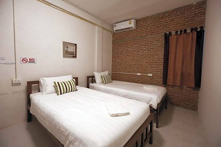 Banana Hostel (Don Muang)