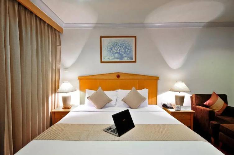 Admiral Suites Bangkok