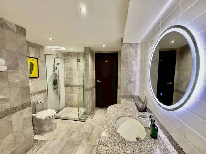 The Quarter Saphan Khwai By Uhg