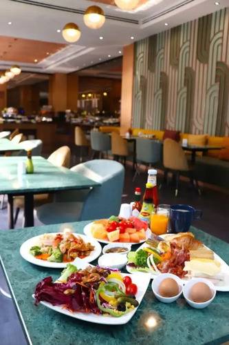 The Quarter Saphan Khwai By Uhg