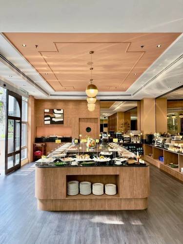 The Quarter Saphan Khwai By Uhg