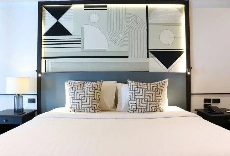 The Quarter Saphan Khwai By Uhg