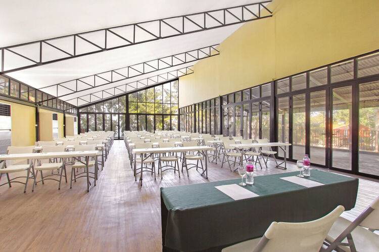 Samed Hideaway Resort