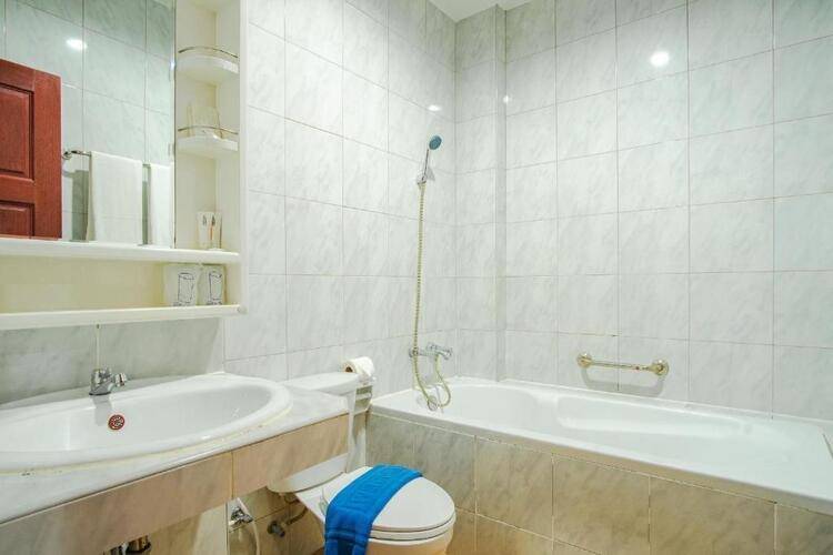 Art Mansion Patong Hotel