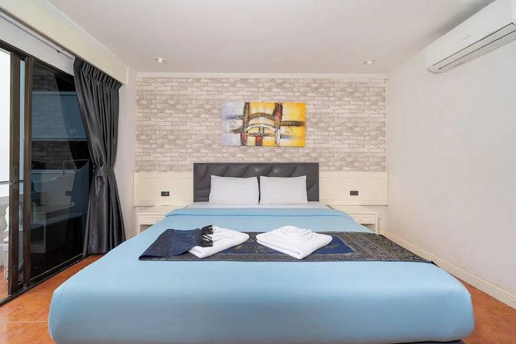 Patong Central Residence & Apartment