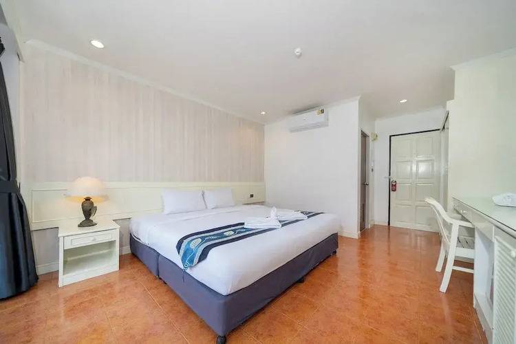 Patong Central Residence & Apartment
