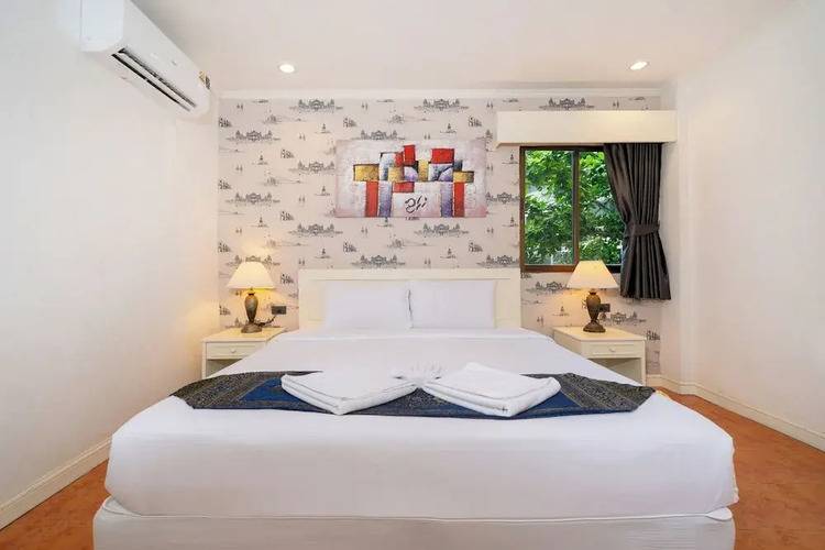 Patong Central Residence & Apartment