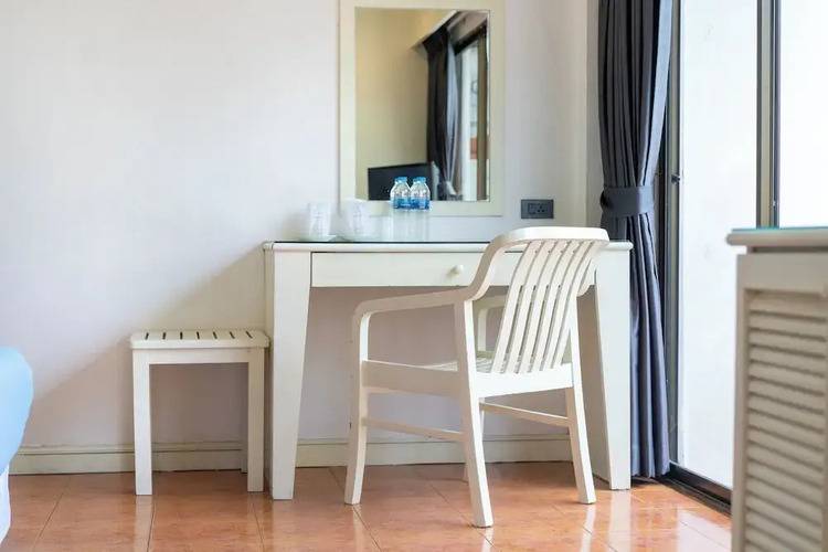 Patong Central Residence & Apartment