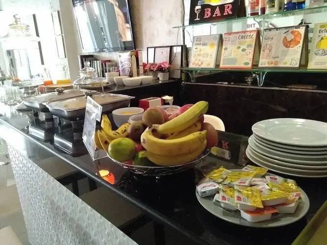 The Shades Hotel 50 Meter Beach Front