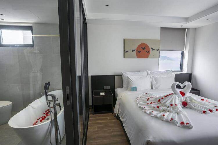 Iconique Hotel Nha Trang