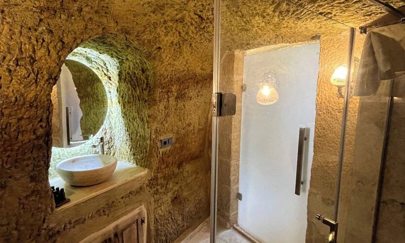 Chakra Special Caves