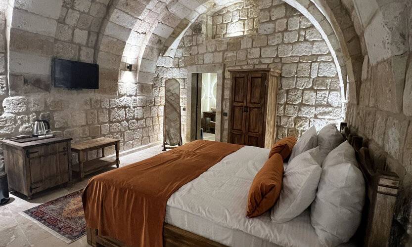 Chakra Special Caves