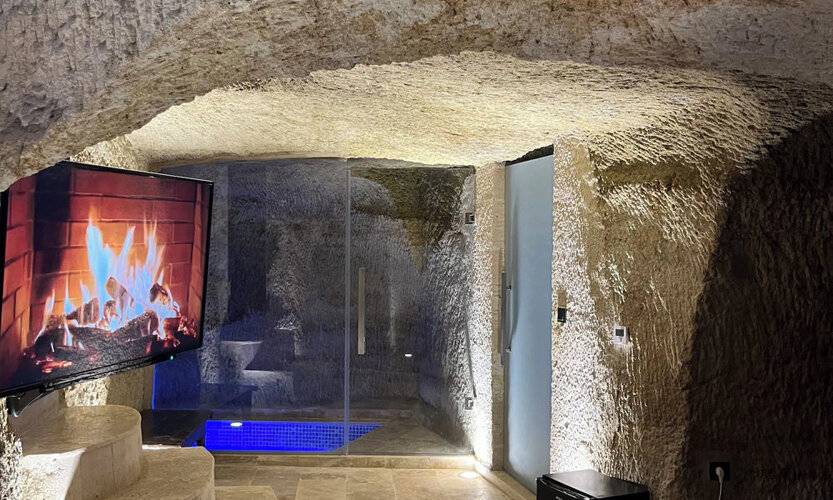 Chakra Special Caves