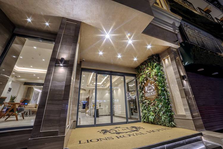 Lions Royal Hotel