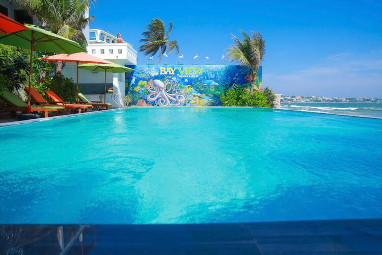 Bay View Resort & Villas