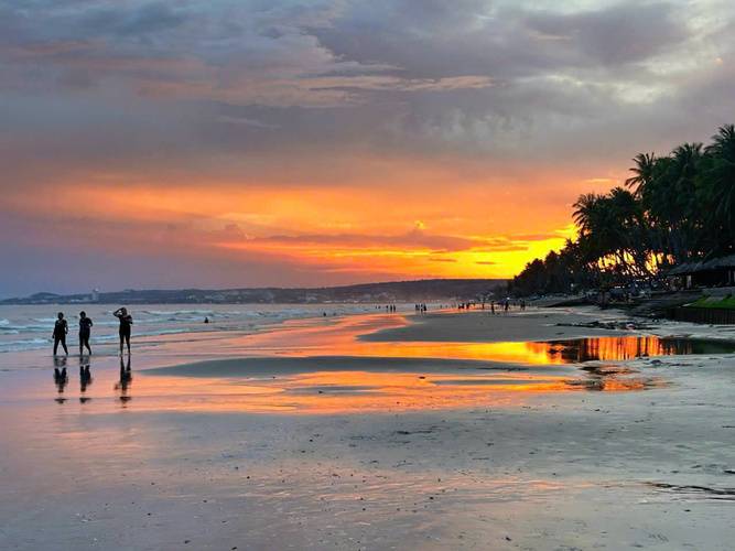 Bay View Resort & Villas