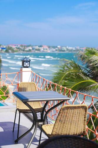 Bay View Resort & Villas