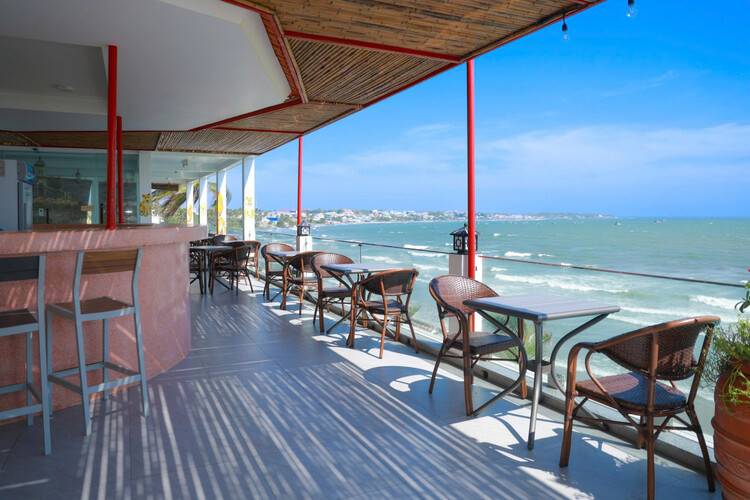 Bay View Resort & Villas