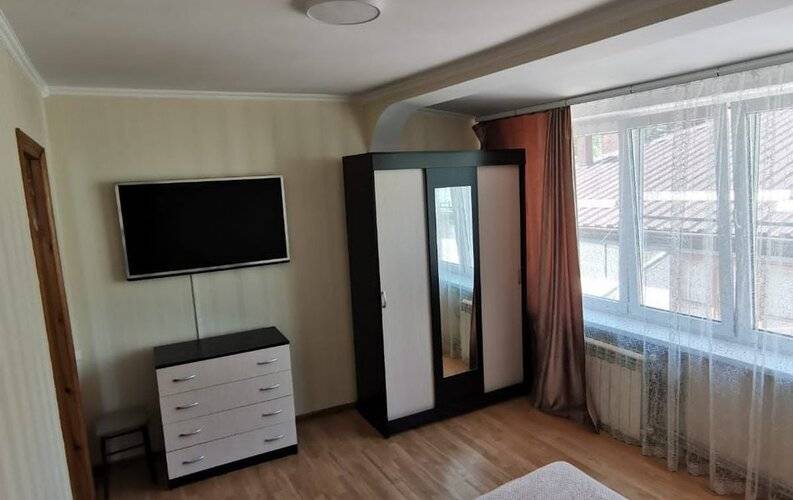 Юрий Лк На Лермонтова 17