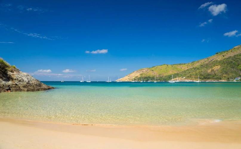 Baan Yuyen Karon Guesthouse