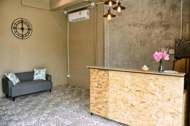 Sleepy Station - Hostel