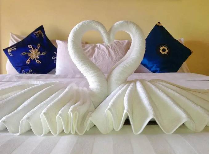 Karon Beach Pool Hotel