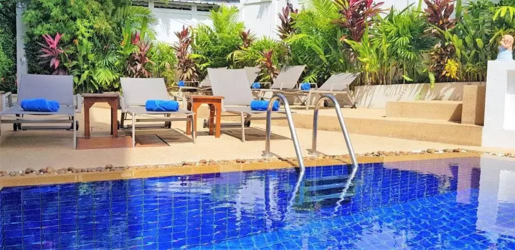 Karon Beach Pool Hotel