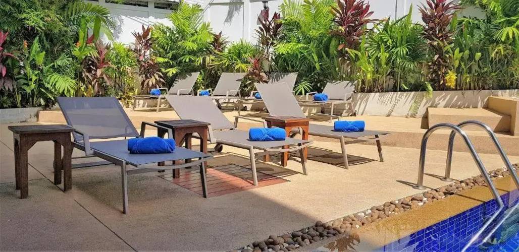 Karon Beach Pool Hotel