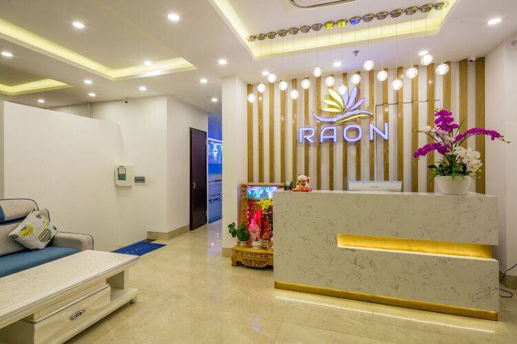 Raon Danang Beach Hotel