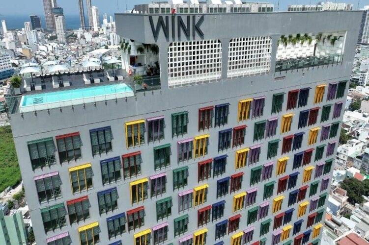 Wink Icon Hotel Danang Riverside - 24hrs Stay & Rooftop Pool Bar