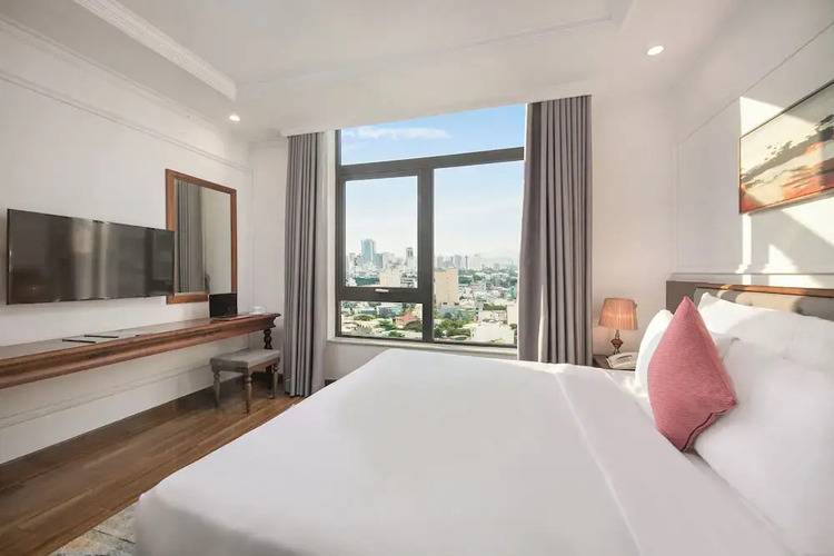 The Sail Hotel - My Khe Beach