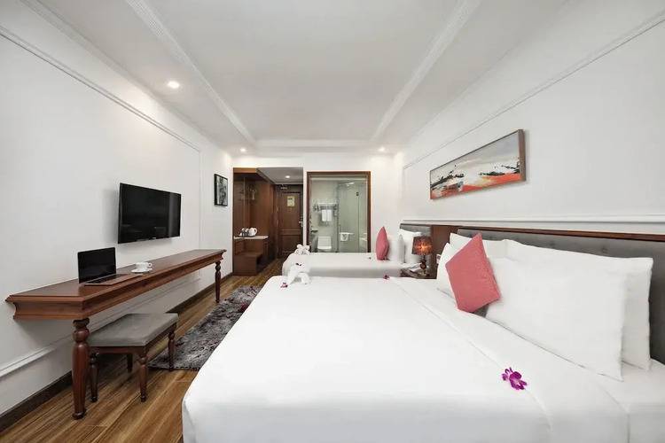 The Sail Hotel - My Khe Beach