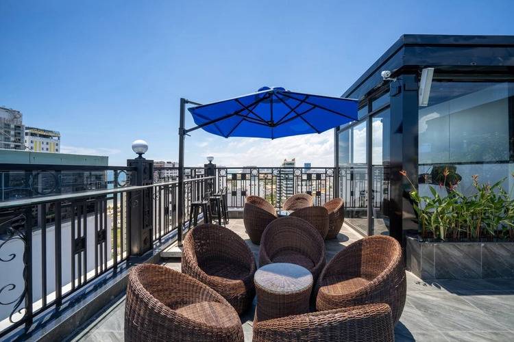 The Sail Hotel - My Khe Beach