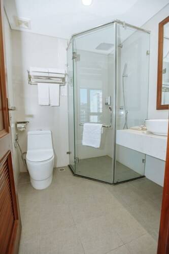 The Sail Hotel - My Khe Beach