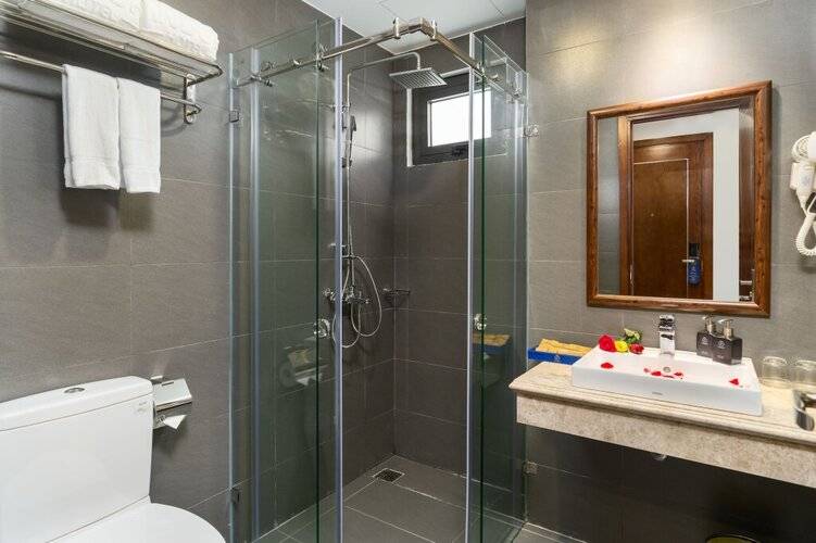 Отель Sana Danang Beach