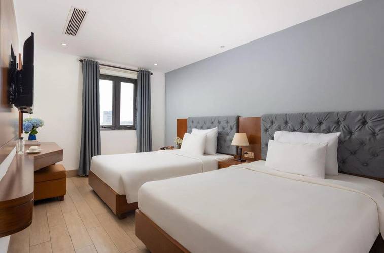 Отель Sana Danang Beach