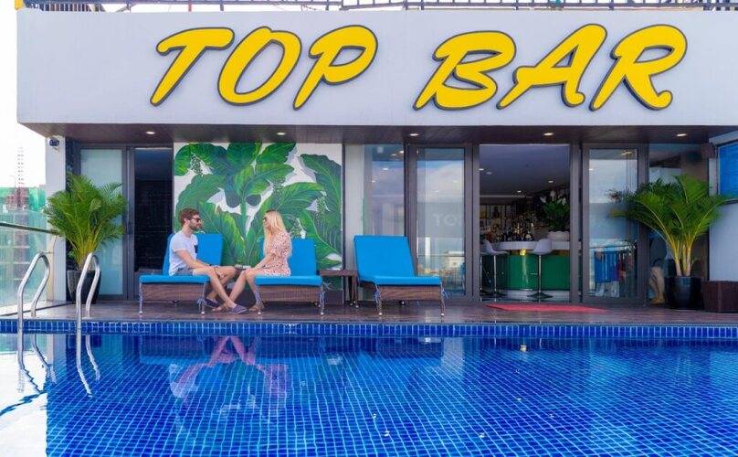 Отель Sana Danang Beach