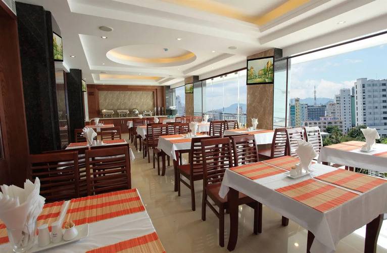 Golden Sand Hotel