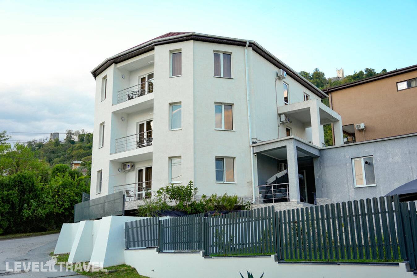 фотографии отеля Манон в Абхазия(Новый Афон) - фото №2