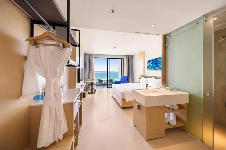 Sunshine Cam Ranh See View