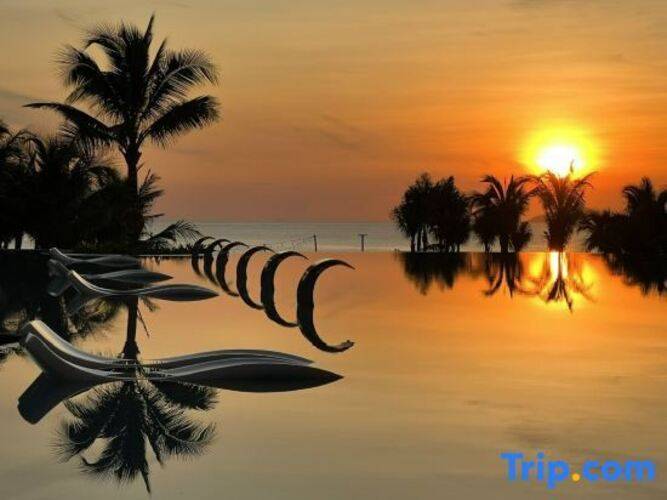 Sunshine Cam Ranh See View